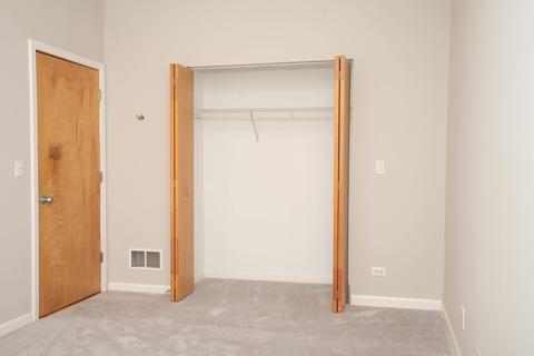 1024 E 46th St #4W, Chicago, IL 60653 photo 12