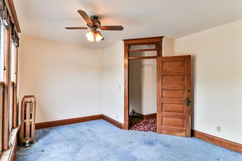 468 Locust St, Elgin, IL 60123 photo 16