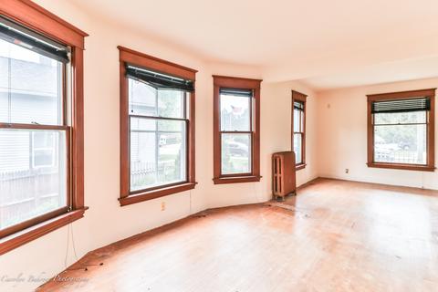 468 Locust St, Elgin, IL 60123 photo 7
