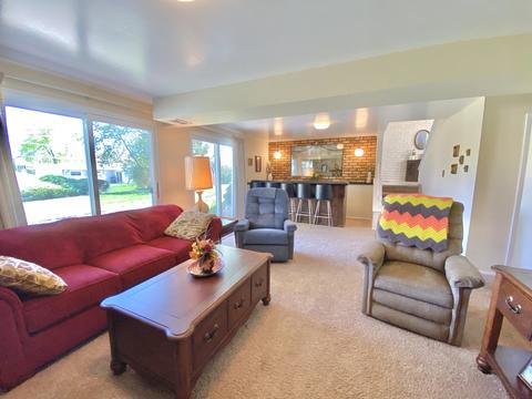 1455 Cooper Rd, Hoffman Estates, IL 60169 photo 9