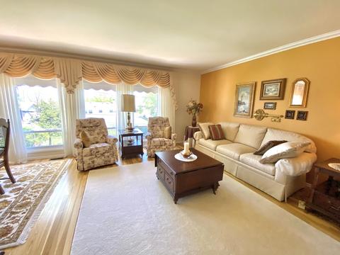 1455 Cooper Rd, Hoffman Estates, IL 60169 photo 5