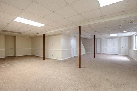570 Ivory Ln, Bartlett, IL 60103 photo 21