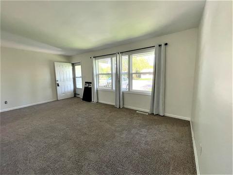 4515 Willow Ln, Mchenry, IL 60050 photo 4