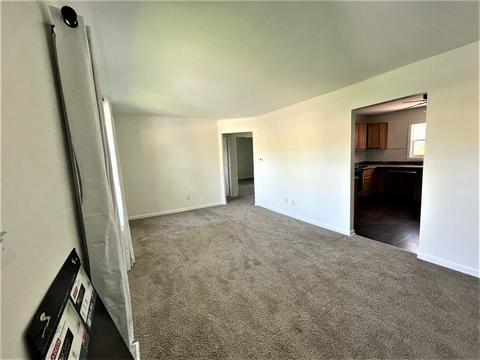 4515 Willow Ln, Mchenry, IL 60050 photo 5