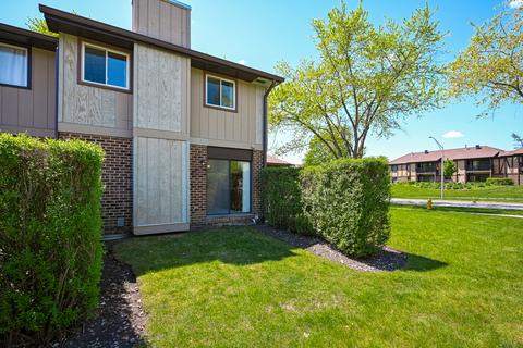 1001 Whitchurch Ct, Wheaton, IL 60189 photo 21