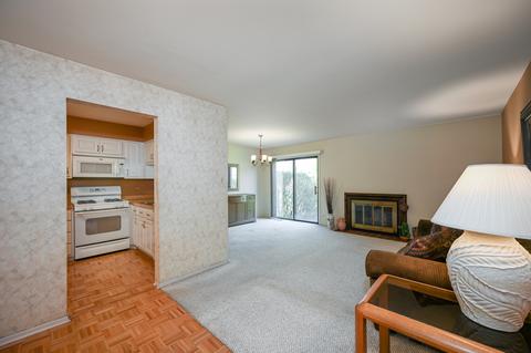 1001 Whitchurch Ct, Wheaton, IL 60189 photo 6