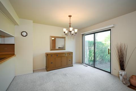 1001 Whitchurch Ct, Wheaton, IL 60189 photo 8