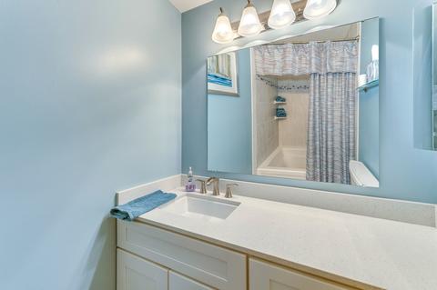 535 Bell Dr, Des Plaines, IL 60016 photo 18