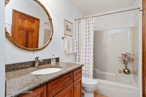 2529 Braddock Dr, Naperville, IL 60565 photo 6