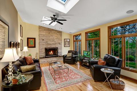 17 W162 87th St, Willowbrook, IL 60527 photo 16