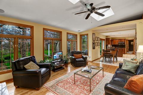 17 W162 87th St, Willowbrook, IL 60527 photo 17