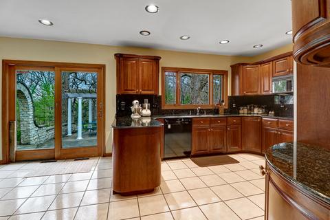 17 W162 87th St, Willowbrook, IL 60527 photo 11
