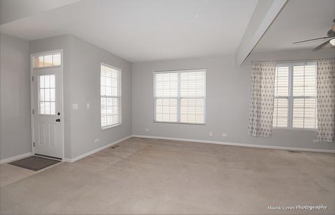 3609 Hyde Park Ct, Elgin, IL 60124 photo 5