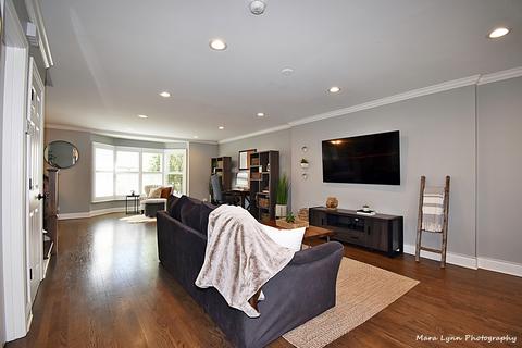 1109 Wheaton Oaks Dr, Wheaton, IL 60187 photo 14