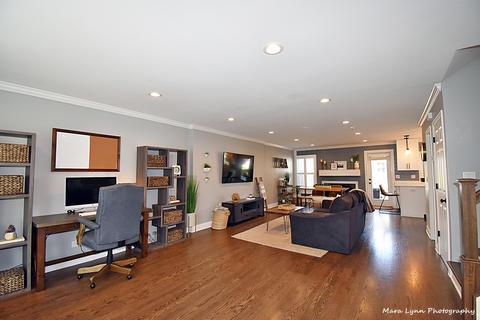 1109 Wheaton Oaks Dr, Wheaton, IL 60187 photo 10