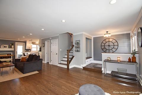 1109 Wheaton Oaks Dr, Wheaton, IL 60187 photo 9