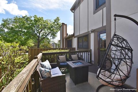 1109 Wheaton Oaks Dr, Wheaton, IL 60187 photo 39