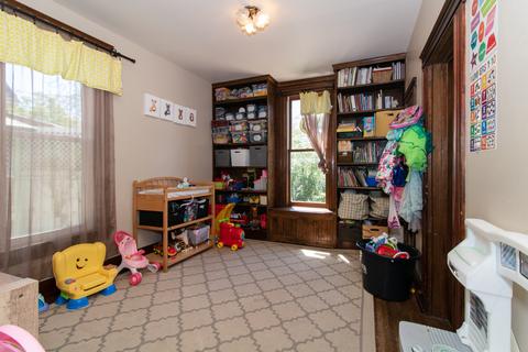 617 E Chestnut St, Bloomington, IL 61701 photo 8