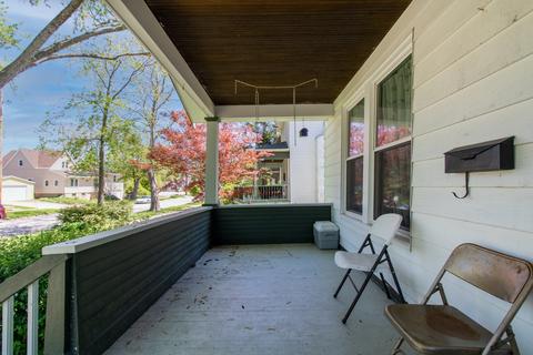 617 E Chestnut St, Bloomington, IL 61701 photo 28