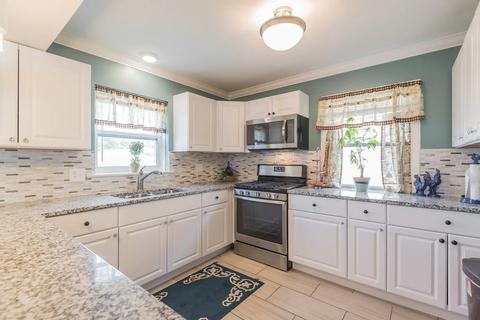 8814 Forestview Rd, Evanston, IL 60203 photo 5