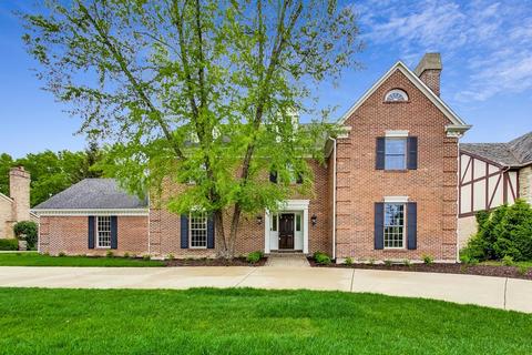 8931 Royal Dr, Burr Ridge, IL 60527 photo 2