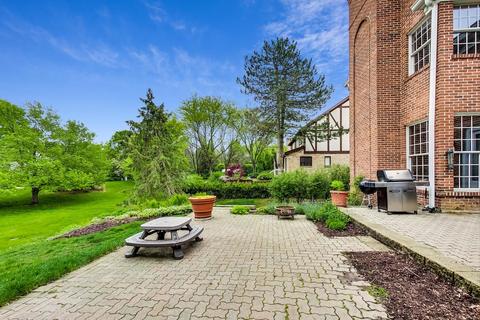 8931 Royal Dr, Burr Ridge, IL 60527 photo 40