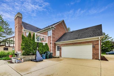 8931 Royal Dr, Burr Ridge, IL 60527 photo 39