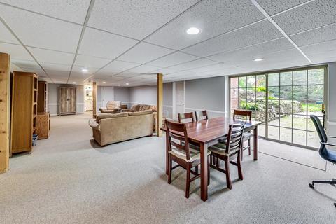 8931 Royal Dr, Burr Ridge, IL 60527 photo 28
