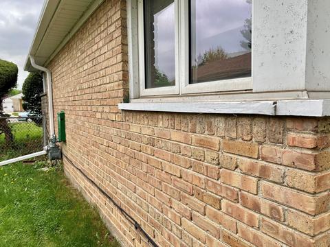 964 E Villa Dr, Des Plaines, IL 60016 photo 3