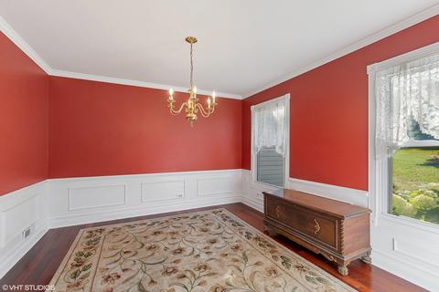 40 W574 Bowes Rd, Elgin, IL 60124 photo 8