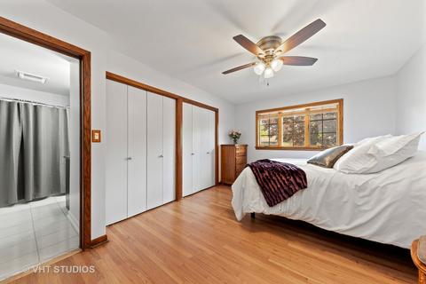 669 E Turner Ave, Roselle, IL 60172 photo 12