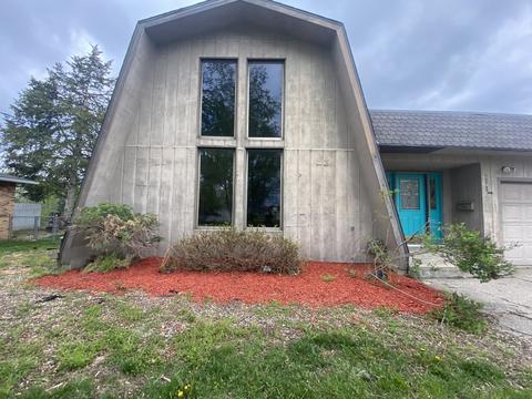 811 Middle Rd, Fulton, IL 61252 photo 2