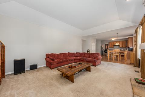 351 Plainview Dr, Bolingbrook, IL 60440 photo 15