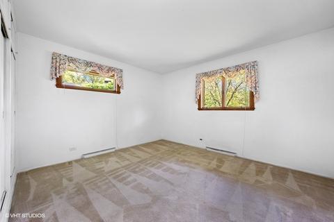 170 E Thorndale Ave, Roselle, IL 60172 photo 15