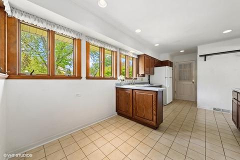 170 E Thorndale Ave, Roselle, IL 60172 photo 7