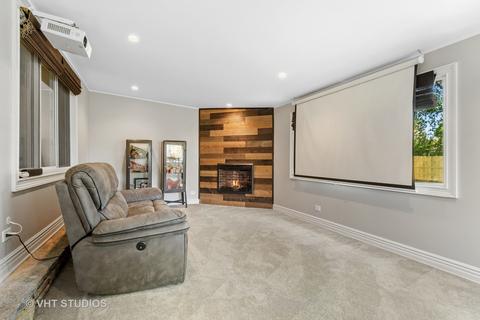 675 Mohave St, Hoffman Estates, IL 60169 photo 11
