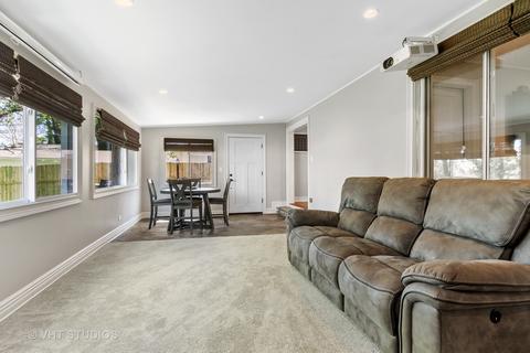 675 Mohave St, Hoffman Estates, IL 60169 photo 14