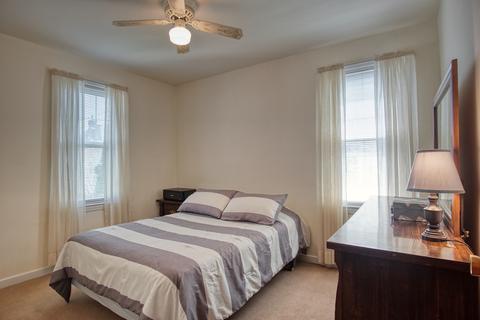 671 S Spring Rd, Elmhurst, IL 60126 photo 9