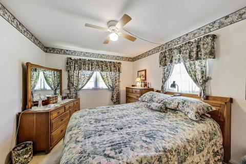703 Spring St, Roselle, IL 60172 photo 9