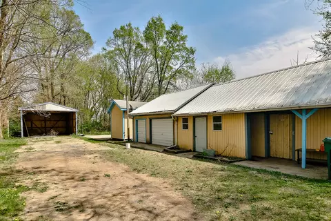 8494 Friday Rd, Davis Junction, IL 61020 photo 4