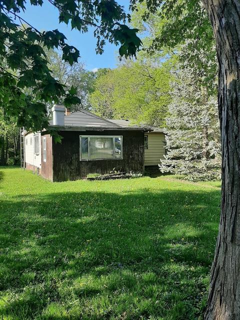5 E Lions St, Newark, IL 60541 photo 2