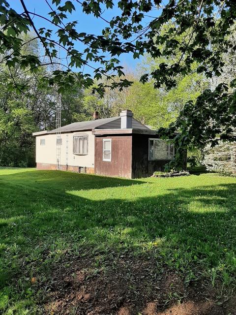 5 E Lions St, Newark, IL 60541 photo 1