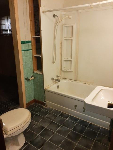 5 E Lions St, Newark, IL 60541 photo 8