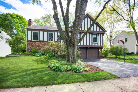 62 Foxcroft Rd, Naperville, IL 60565 photo 2
