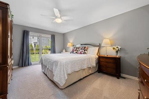 937 Buckingham Dr, Wheaton, IL 60189 photo 10