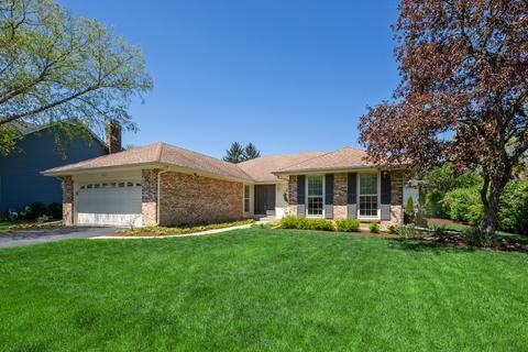 937 Buckingham Dr, Wheaton, IL 60189 photo 1