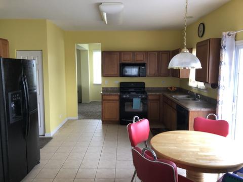 705 Camden Dr, Minooka, IL 60447 photo 9
