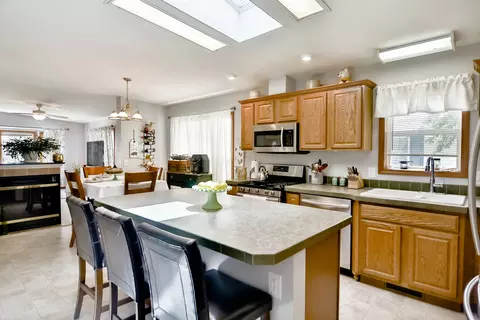 310 Elder Ln, Belvidere, IL 61008 photo 14