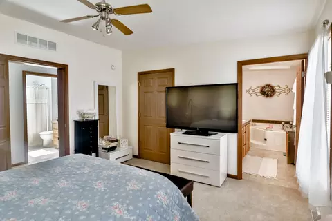 310 Elder Ln, Belvidere, IL 61008 photo 9