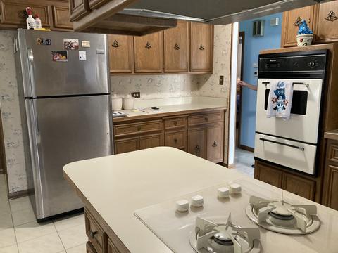 716 N 10th Ave, Addison, IL 60101 photo 10